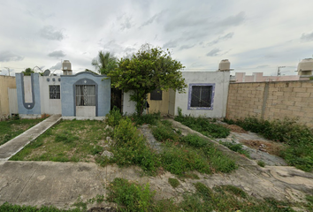 Casa en fraccionamiento en  Calle 47, Cd Caucel, Mérida, Yucatán, México