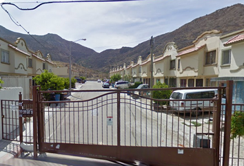 Casa en fraccionamiento en  Valle Redondo, Tijuana