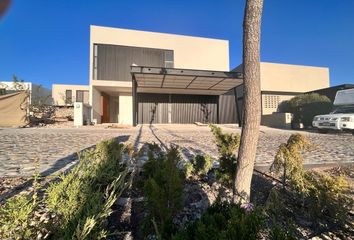 Casa en condominio en  Lomas Del Campanario Iii, El Campanario, Santiago De Querétaro, Querétaro, México