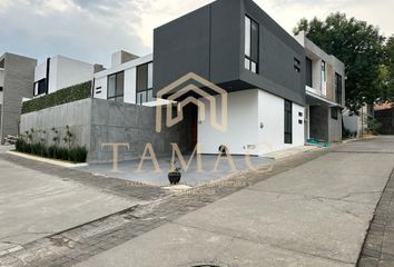 Casa en fraccionamiento en  Calzada De Los Reyes 12, Tetela Del Monte, Cuernavaca, Morelos, México