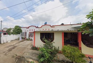 Casa en  Santa Maria Magdalena, Villas Acayucan, Fraccionamiento Santa Cruz, Veracruz, México