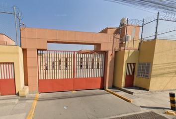 Casa en fraccionamiento en  Calle Francisco Villa 7, Guadalupe Victoria, Ecatepec De Morelos, Estado De México, México