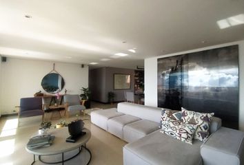 Apartamento en Poblado, Medellín