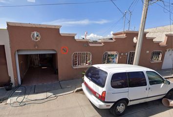 Casa en  Hacienda Del Sauz 111-6 M 17, La Hacienda, 34238 Durango, Dgo., México