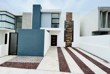 Casa en fraccionamiento en  Lomas Del Sol, Boulevard Riviera Veracruzana, Lomas Del Sol, Veracruz, México