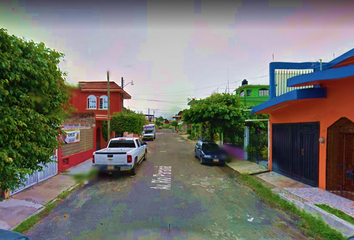 Casa en  Av. Río Paraná, Los Naranjos, Las Vegas, Tapachula, Chiapas, México