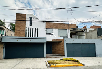 Casa en  Ciudad Satélite, Naucalpan De Juárez, Estado De México, México