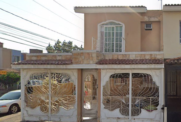 Casa en  Maria Mares 999, Parques Del Nilo 2a. Secc, Guadalajara, Jalisco, México