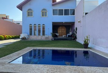 Casa en fraccionamiento en  Los Cizos, Cuernavaca, Morelos, México