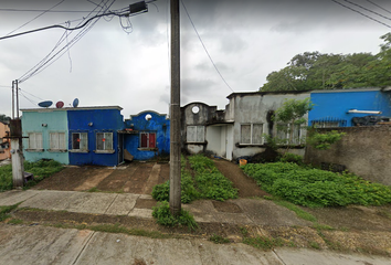 Casa en  Golondrinas, Las Arboledas, Fraccionamiento Las Arboledas, Veracruz, México