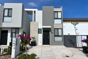 Casa en fraccionamiento en  Carretera León-aguascalientes, León, Guanajuato, 37690, Mex