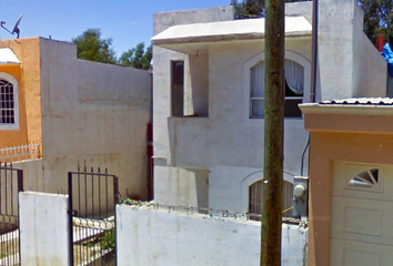 Casa en  Prof. Eduardo Zamora 1619, Magisterial, Ensenada, Baja California, México