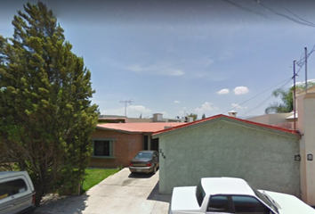 Casa en  Doctor Juan Talamás, Los Doctores 2da Ampliación, Saltillo, Coahuila De Zaragoza, México