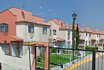 Casa en fraccionamiento en  Del Convento, Cofradia De San Miguel, Cuautitlán Izcalli, Estado De México, México