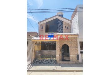 Casa en  Las Brisas, Chiclayo, Perú