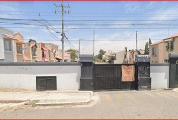Casa en  Muruzabal 1807, Paseos De Santiago, Coyula, 45410 Tonalá, Jal., México