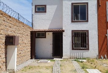 Casa en fraccionamiento en  Residencial Hacienda San Joaquin, Circuito San Joaquin, Barrio Del Calvario, San Juan Cuautlancingo, Puebla, México