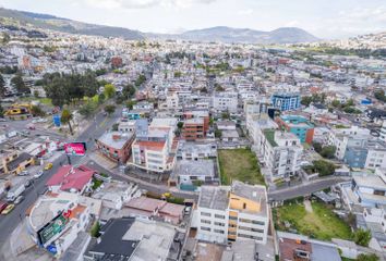 Terreno Comercial en  Cosme Renella, Quito, Ecuador