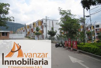 Apartamento en  Conjunto Monteverdi, Calle 68 B, Girón, Santander, Colombia