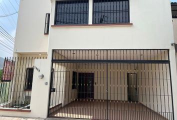 Casa en  Av Eugenio Garza Sada, Lagos Del Bosque, Monterrey, Nuevo León, México