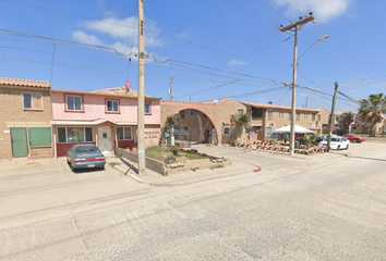 Casa en  El Faro, Fraccionamento Porticos Del Mar, Ensenada, Baja California, México