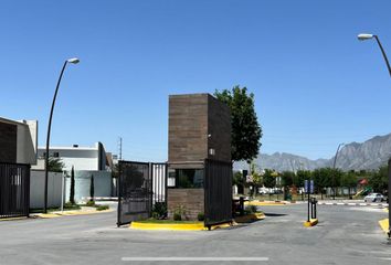 Casa en fraccionamiento en  Traviata, Mitras Poniente, Nuevo León, México