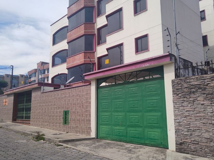 Departamento en venta San Fernando, Antonio Román, Quito, Ecuador