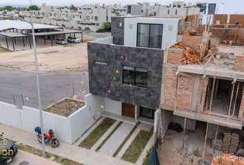 Casa en condominio en  Privada 2 Boreales, Calle Trafalgar, Boreales, Zapopan, Jalisco, México