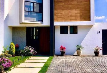 Casa en  Boulevard De Las Cascadas, Lomas De Angelópolis, Puebla, México