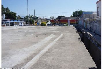 Lote de Terreno en  Avenida De Las Galindas, Galindas, Santiago De Querétaro, Querétaro, México