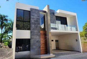 Casa en fraccionamiento en  Lomas De Trujillo, Emiliano Zapata, Morelos