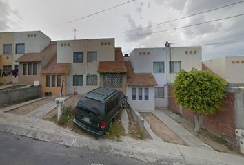 Casa en  Calle Yunta 398, Campestre Tarímbaro, Michoacán, México
