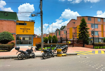 Casa en  El Pinar, Bogotá