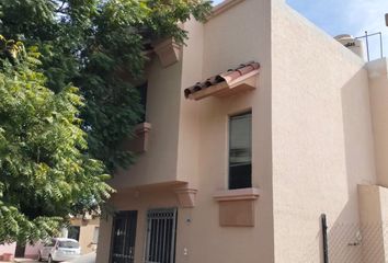 Casa en fraccionamiento en  Puerta Real Sección V, Hermosillo, Sonora, México
