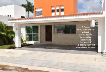 Casa en fraccionamiento en  Residencial Cumbres, Cancún