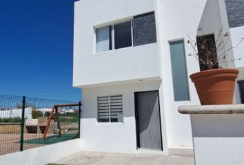 Casa en  Calle Santa Cecilia, Colinas De Santa Cruz 1ra Sección, Querétaro, 76117, Mex