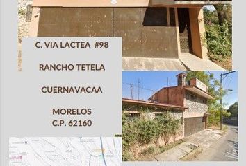 Casa en fraccionamiento en  Vía Láctea, Rancho Tetela, Cuernavaca, Morelos, México