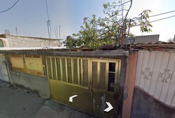 Casa en fraccionamiento en  Tercera Privada Lilas 721, Villa De Las Flores, San Francisco Coacalco, Estado De México, México