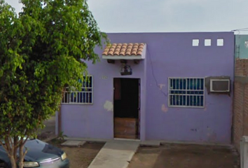 Casa en  Avenida Santa Ana, Santa Fe, Sinaloa, México