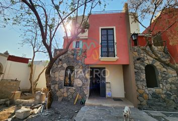 Casa en fraccionamiento en  Tlayacapan, Morelos, México