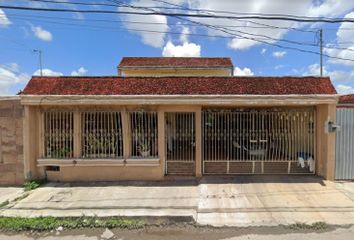 Casa en  Calle 19, Miraflores, Mérida, Yucatán, México