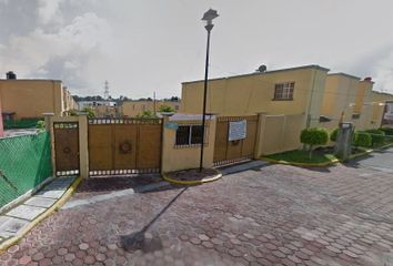 Casa en fraccionamiento en  Lázaro Cárdenas, Cuernavaca, Morelos