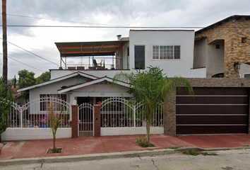 Casa en  Sto. Tomas 117, El Refugio, Tecate, B.c., México