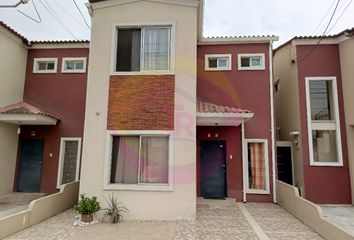 Casa en  Urbanización Villa Italia, Etapa Génova, Avenida León Febres Cordero Ribadeneyra, Guayaquil, Ecuador