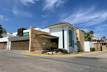 Casa en  Circuito Jardín De San Pedro 102, Jardines Del Campestre, León, Guanajuato, 37128, Mex