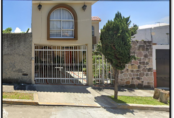 Casa en  Calle Agapita Ortiz, Plan De Ayutla, Morelia, Michoacán, México