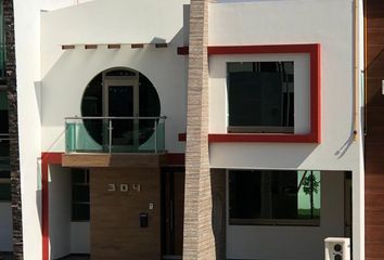 Casa en fraccionamiento en  Mina Real, Real De Pachuca, Zona Plateada, Pachuca De Soto, Estado De Hidalgo, México