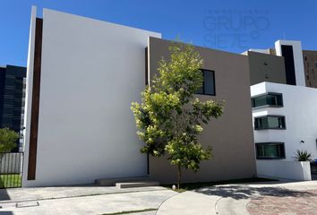 Casa en fraccionamiento en  Cañadas Del Lago, Corregidora, Querétaro