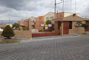 Casa en  Calderón, Quito