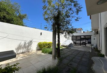 Casa en  Justo Sierra No. 113, Primavera De Vallarta, Puerto Vallarta, Jalisco, México